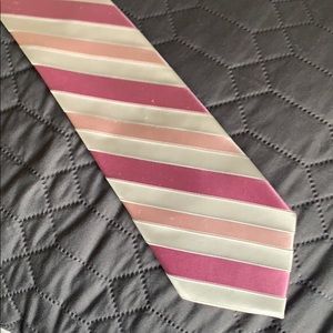 Express pink tie
